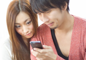 【お手軽副業】アンケートやモニターの副業は稼げる？